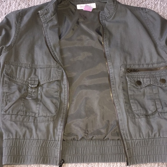 Cropped jacket - Picture 6 of 6